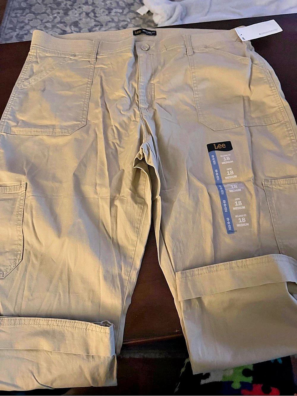 Lee Flex-To-Go Cargo Capri Beige Size 18